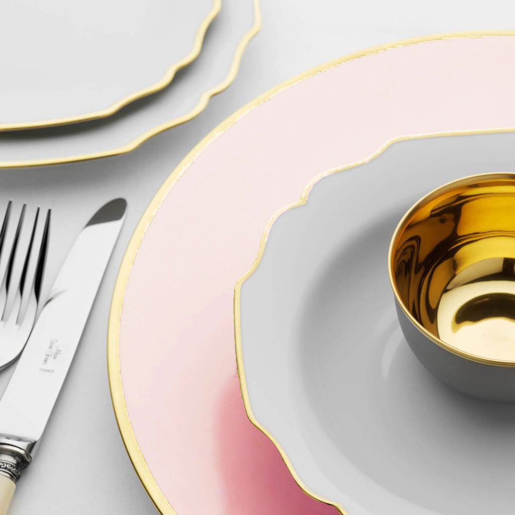 "Schubert" Charger in Pale Pink & Narrow Gold Rim