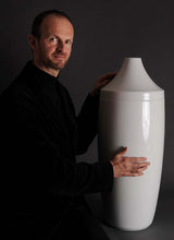 "Vario I" Vase with Black Lid by Gottfried Palatin